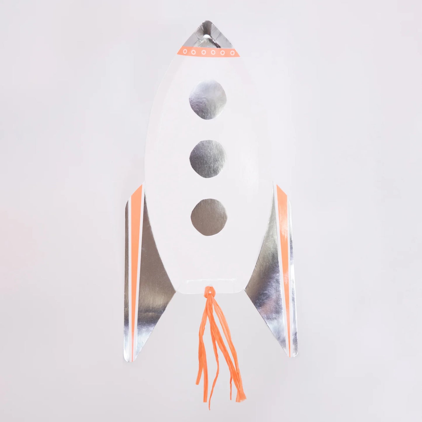 vesmírné papírové talíře — rocket
