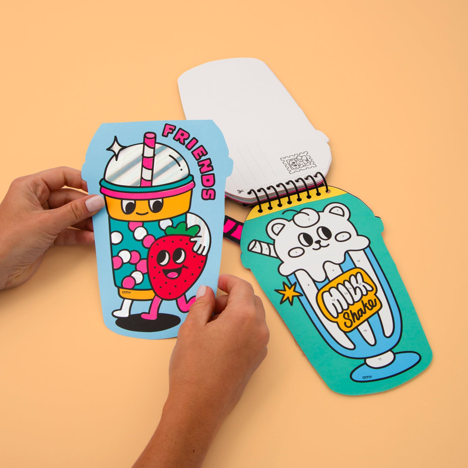 CAR09_BUBBLE_TEA_sesit_aktivity_deti_pohlednice_samolepky.jpg