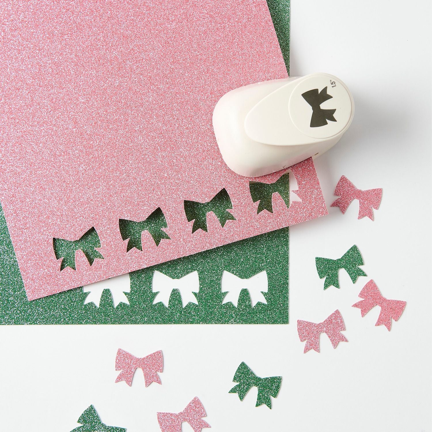 kreativní papír — glitter light pink — 23x25 cm